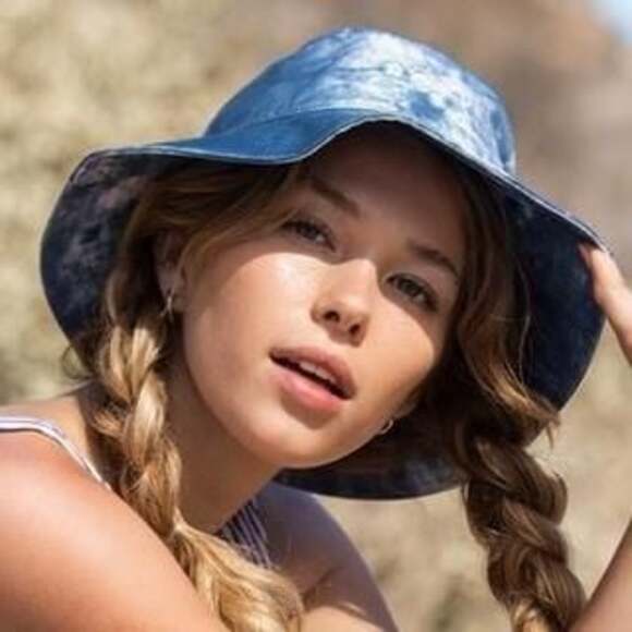 Roxy Aloha Sunshine Reversible Bucket Hat - Tie-Dye / Solid Blue - Picture 4 of 4